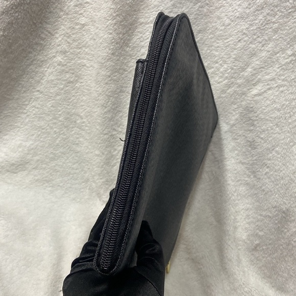 Liz Claiborne 10"x 8.5" Padded Tablet Sleeve. Liz Claiborne Padded Tablet Case. - Picture 9 of 15